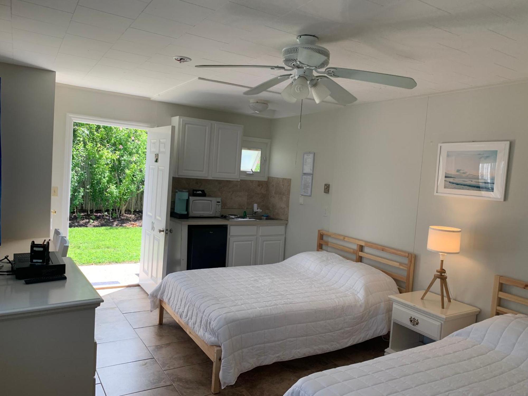 Southold Beach Motel Extérieur photo